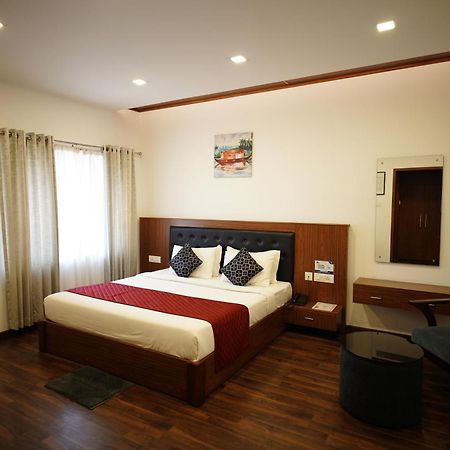 Four N Square Residency Hotel Palakkad Luaran gambar